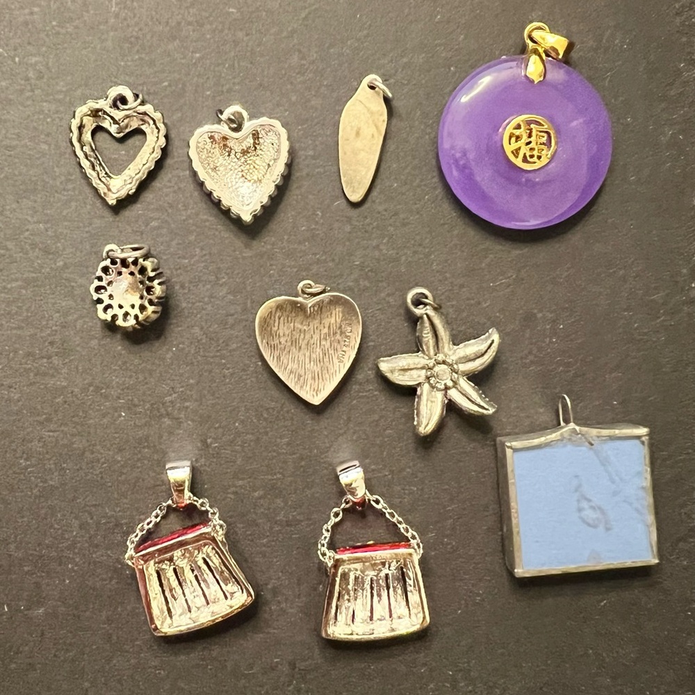 Lot- Colorful Charms - Picture 2 of 2